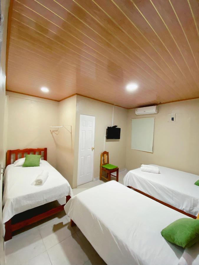 Hotel Ana Mary Santiago Buitenkant foto