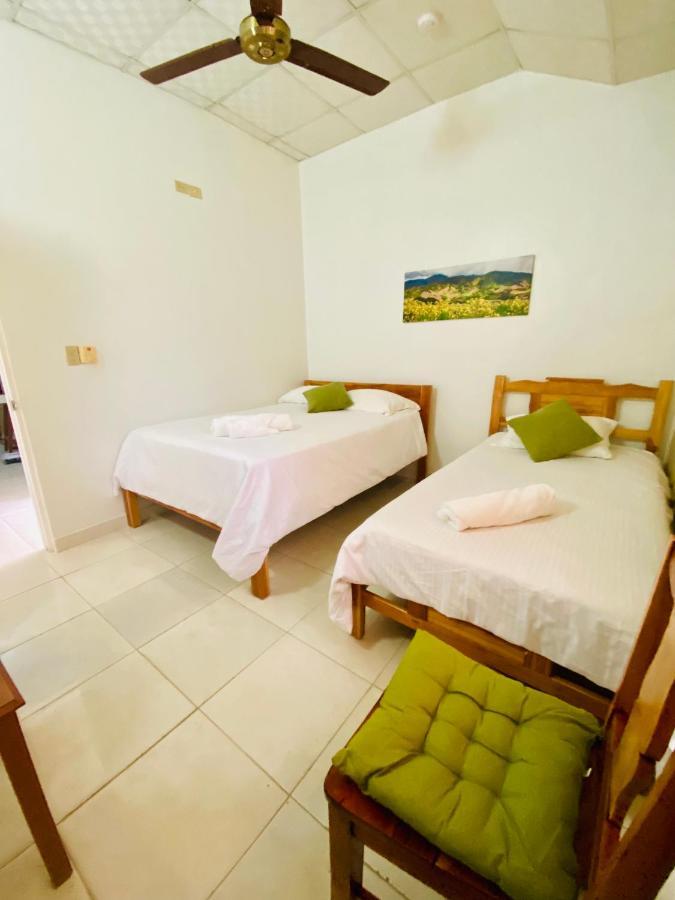 Hotel Ana Mary Santiago Buitenkant foto